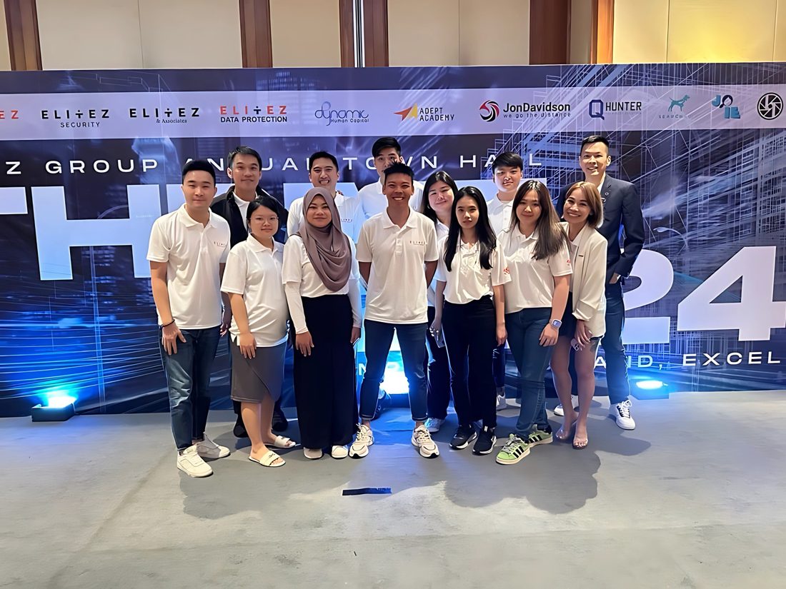The HeyRocket team